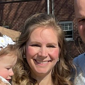 Meet your Posher, Dana